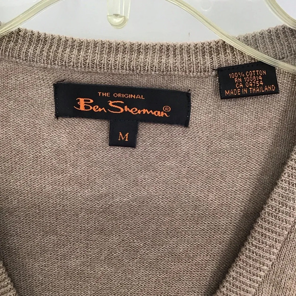 Ben Sherman Men’s V-Neck Pullover Sweater Taupe/Tan Size Medium - Picture 4 of 7